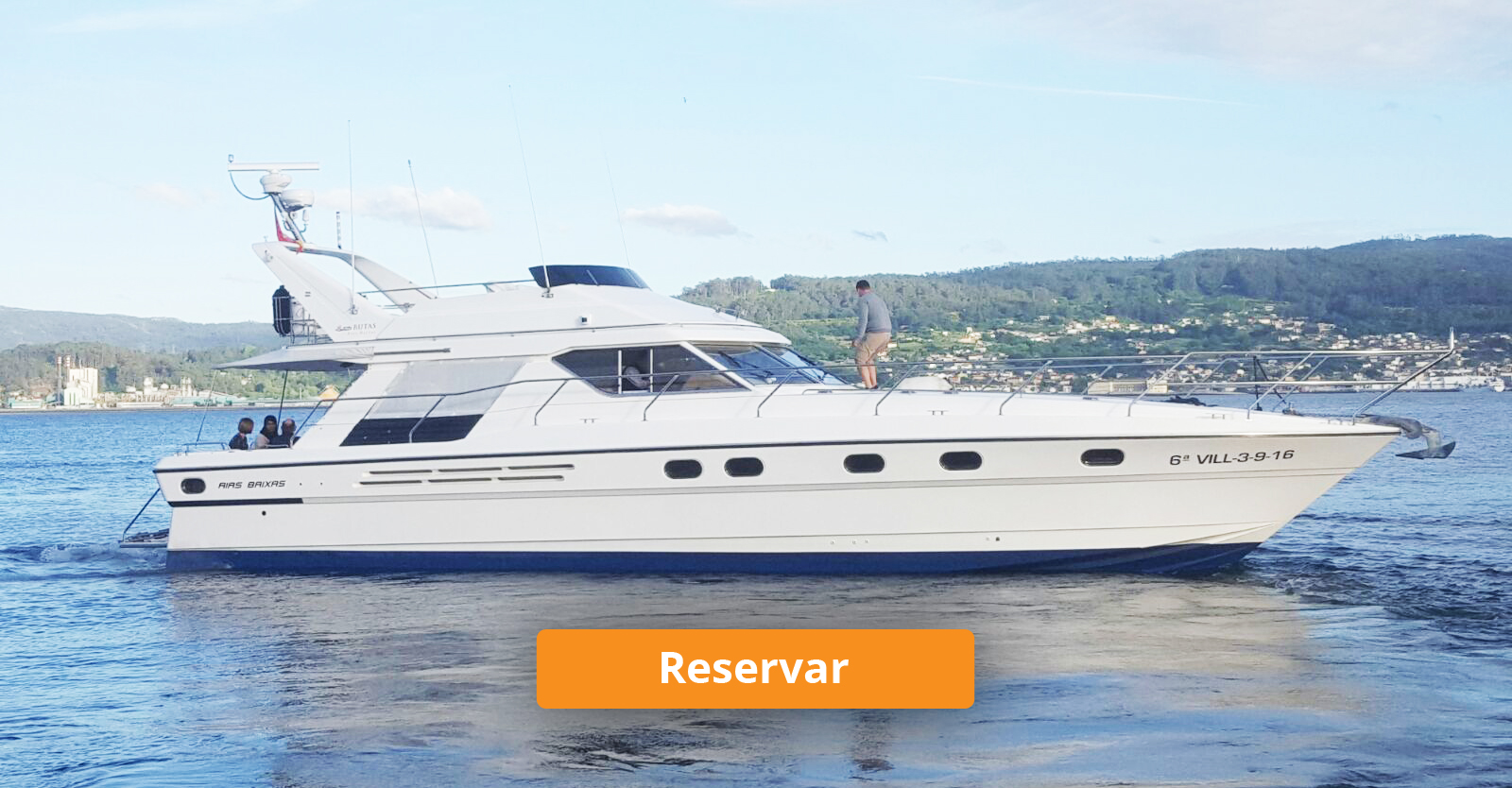 alquilar yate con patrón para despedidas y fiestas en sanxenxo y portonovo